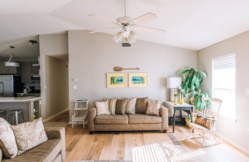 Miramar Beach Cottage | 5 Bedroom/3 Bath Emerald Coast Beach Cottage in gated resort community