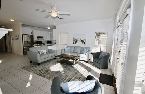 Clipper Cove House | 5 Bedrooms/4 Baths/Sleeps 14/5 minutes to the Beach/Steps to the Pool.