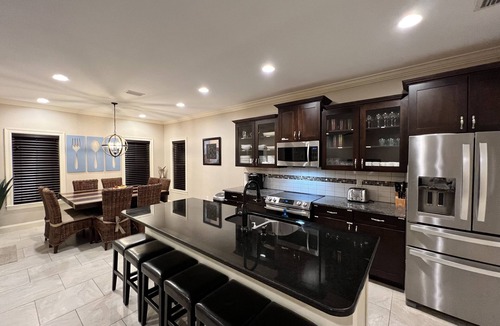 Frangista Beach House | 5* Spacious Home w/Private Pool & Beach Close to everything