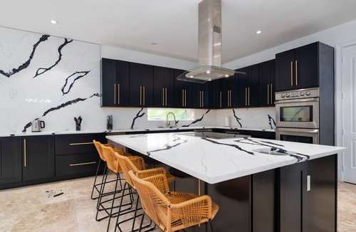 Dania Beach Villa | 5000Sf Luxe Mansion/Pool/Gameroom