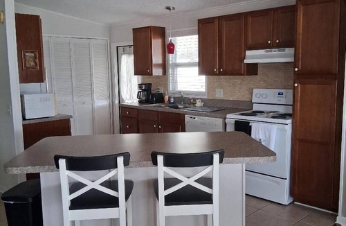 Horizon Village House | 55+Community 2 Bedroom with many amenities.