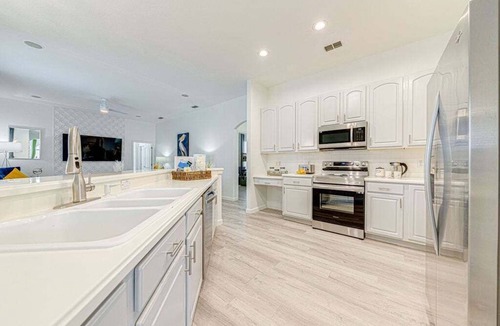 Highlands Reserve Villa | 596 - Modern 5 bed Home Overlooking Golf Course and Conservation with Games Room