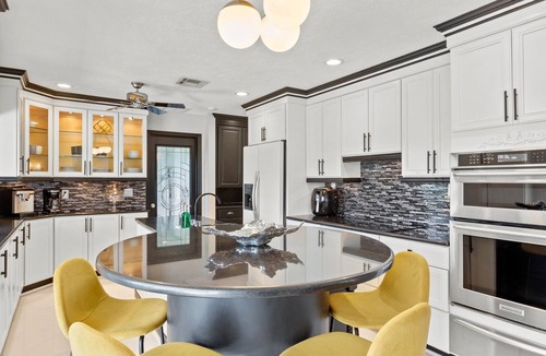Whitfield House | 5BR/4BA |Pool & Spa + Pickleball, Golf View