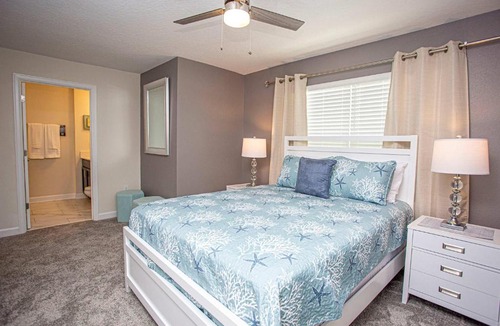 Kissimmee House | 5BR Private Pool Resort Amenities Near Disney