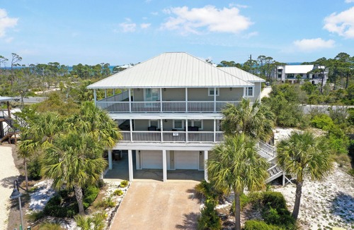 Seagrass House | 5BR w/Pool, Beachview, Pet Friendly, Desirable Seagrass Community! Cape Dreamin