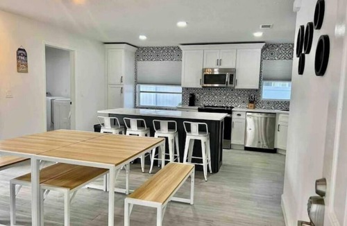 Port Orange House | 5Min from BEACH 3 Bedrooms+2 Baths Home with POOL