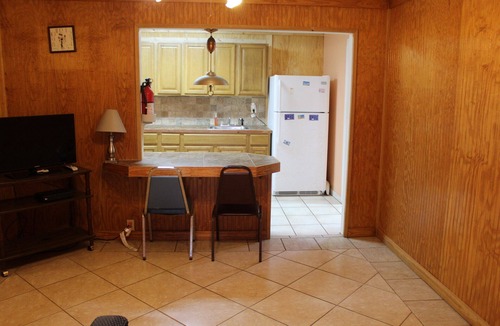 Port Mansfield Condo | 601 Baffin - Cozy little cottage! Screened in front porch.