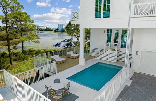 Dune Allen Beach House | "62 Blue View" Lakefront Private Pool Short Walk to the Beach