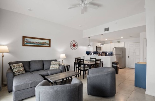 Madeira Beach Condo | 71 m² Condo ∙ 2 bedrooms ∙ 6 guests