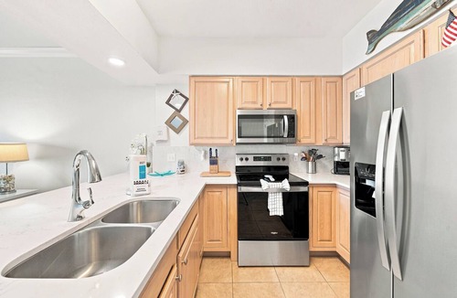 Ono Island Condo | 7th Floor Waterfront Harbor Pointe Retreat