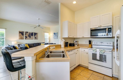 Tuscan Hills Villa | 8 Mi to Disney! Villa w/Heated Pool & Games