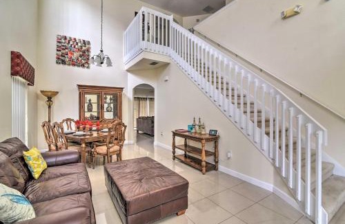 Highgate Park House | 9 Mi to Disney: Family Home w/Private Pool!