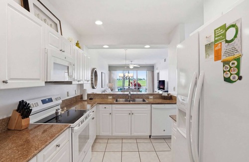 Naples Condo | #916 - First Floor - Golf and Lake View -Sleeps 6