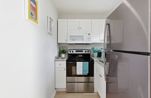 East Naples House | A&B Two Apt in a Triplex with 4 bedrooms and 2 bathrooms Near the Beach and 5th