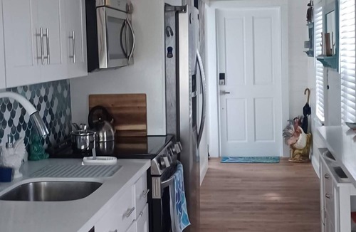 Old Town Cottage | A beautiful cottage for rent in old town Key West