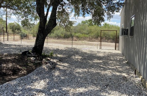 Hondo House | A country retreat with plenty of space to entertain, sleep and play.