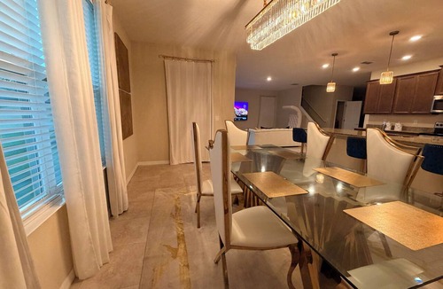 St. Cloud House | A Luxury Stay Designed to Feel Like Home