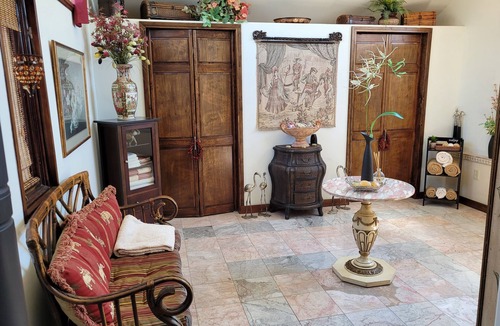 Blanca Bed & Breakfast | A STUNNING OFF GRID PROPERTY, FORT GARLAND, CO Wild Wind Manor