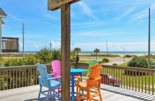 Pointe San Luis House | A View to Remember Spacious 3-bedroom house in a serene location with AC