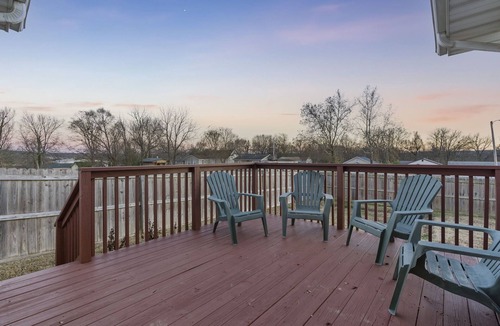 Downtown Branson Cottage | Abby's Place | Close to attractions