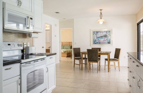 Port Charlotte House | Addy by the Lake - Vacation Home