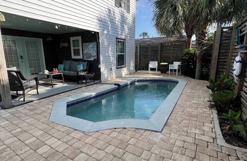West Panama City Beach Cottage | Adorable Laguna Beach Cottage -West end PCB- 2 Bedroom & 2 Bath. Private POOL!