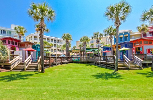 Gulf Place Apartment | Adorable studio for two just steps from the beach - shared pools & tennis court