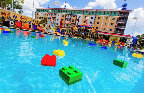 Cypress Gardens Hotel | Adventure Awaits: LEGOLAND Hotel Florida, Creative Dining, Mini Golf Fun