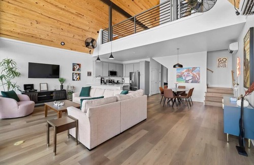 New Braunfels House | AFrame-Fire Pit, BBQ & Fishing, Near Rivers & Whitewater Amphitheater