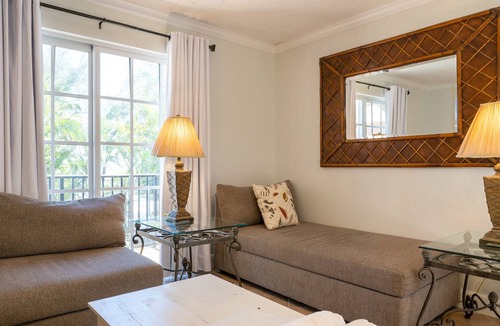 Holmes Beach Condo | Alamanda Villas 5: 1 BR/1 BA Resort in Holmes Beach, sleeps 4