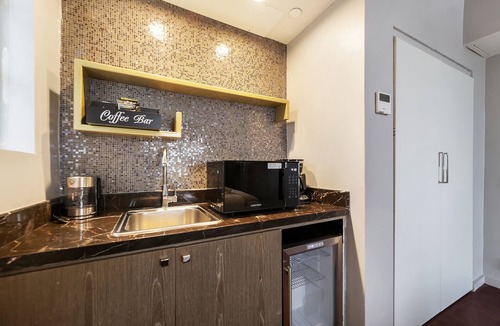 Mid Beach Hotel | Alamo Hotel