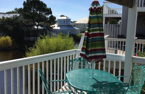Port St. Joe House | ALL INCLUSIVE = FREE use of SUPaddle Board, 2 Kayaks, 4 Bikes