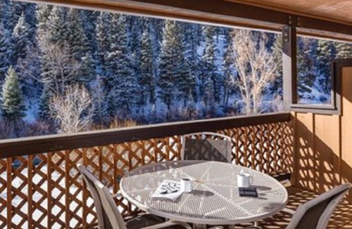 Red River Resort | All the comforts of home!