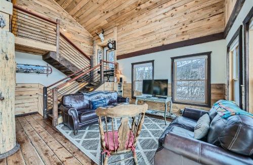 Alma House | Alma Cabin 30 Mins to Breckenridge - Hot Tub - Game Room - Workstation - Starlink WiFi