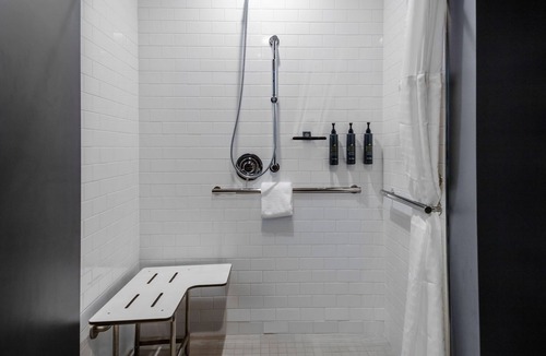 South Arlington Hotel | Aloft by Marriott Dallas Arlington South