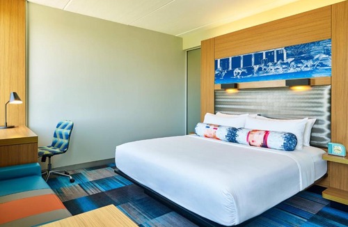 Las Colinas Hotel | Aloft by Marriott Las Colinas