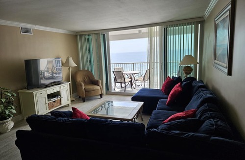 Holiday Isle Condo | Amazing Beachfront Destin Condo With Ocean Views from All Rooms