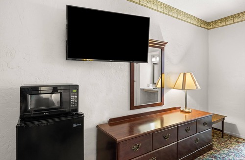 Pecos Hotel | AMERICAS BEST VALUE INN BY SONESTA PECOS