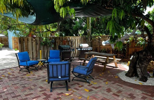 Lake Ridge Apartment | ★Aqua Studio ★5 min to Beach ★