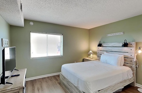Fort Walton Beach Apartment | Aqua Villa #101