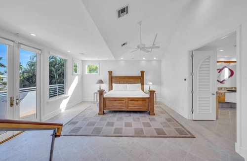 Nurmi Isles House | Architectural Masterpiece | Venice of America | Riverside View & Access | Nurmi Key | RESlDENCES
