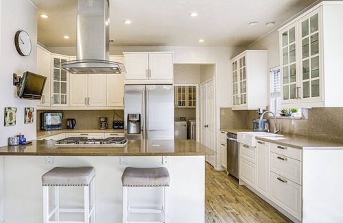 South Arlington Cottage | Arlington Home: Pool Oasis Near At&t Stadium