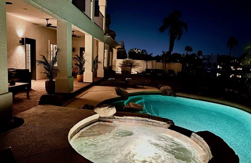 Arrowhead Lakes House | Arrowhead Lakes Luxury | Dock, Pontoon Boat, Pool & Fire Pit