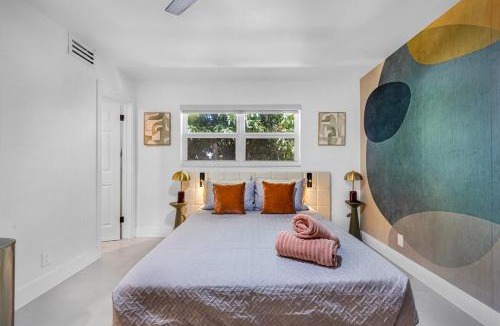 Coral Ridge Isles Apartment | Art Room Studio 2 ppl- Bright Relaxing stay