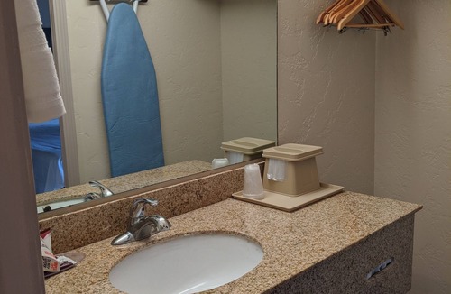 Fort Stockton Hotel | Atrium Inn