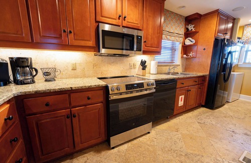 East End House | August 2026 Big Savings! Sunshine & Savings 20% OFF! Pet Friendly, 3BR/3BA