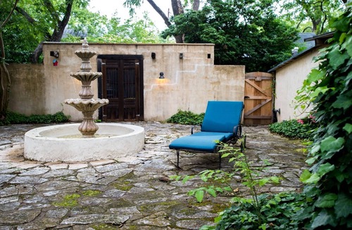 Fredericksburg Cabin | Austin St.- Kristin's Suite | Private Patio | Fireplace