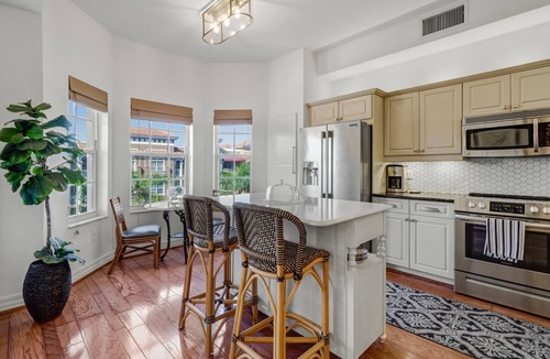 Redevelopment Area Condo | Available Spring Summer 2025! Close to Downtown Naples and the beach!