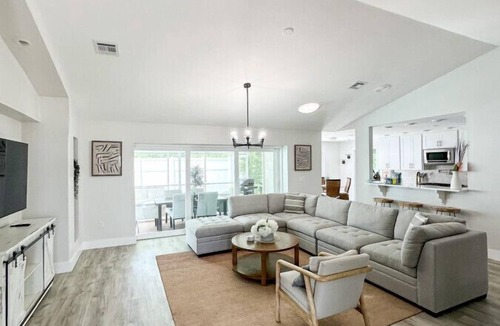 South Venice House | Away From It All near Venice Beach