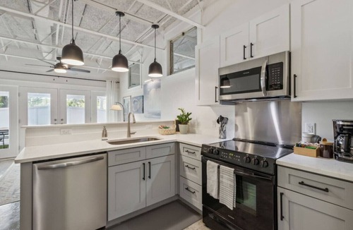St. Marys Apartment | #B Loft Downtown! Huge 2-Bedroom